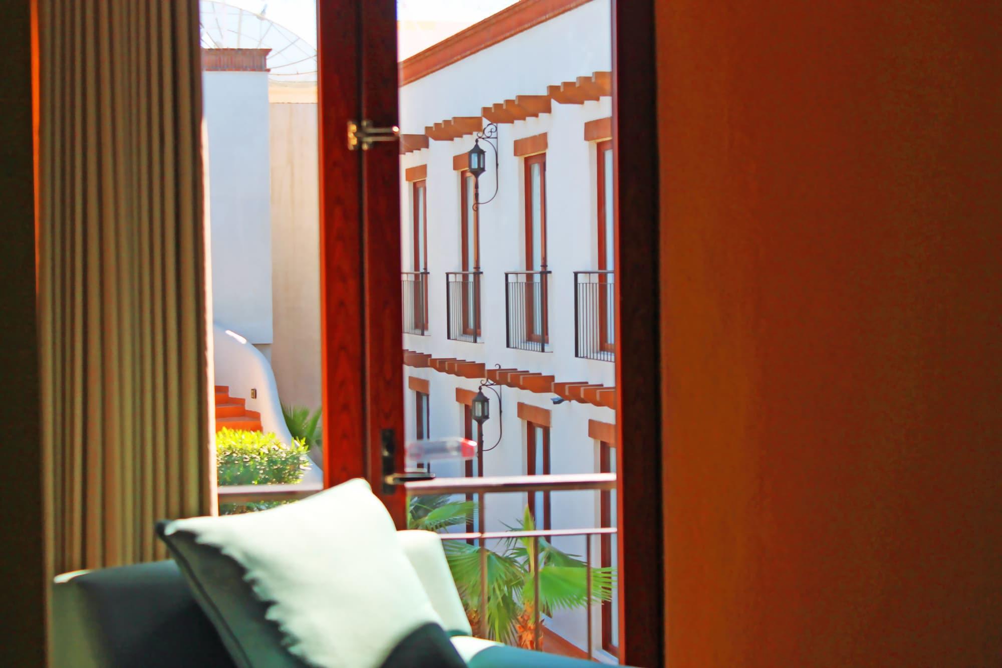 Seven Crown Centro Historico Hotel